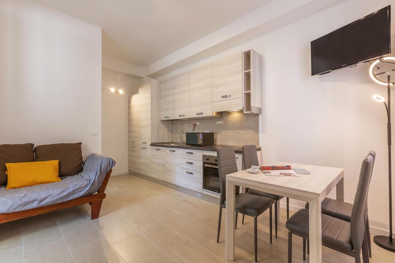 San Donato Fiere Essential Apartment W/Parking Bologna Bagian luar foto