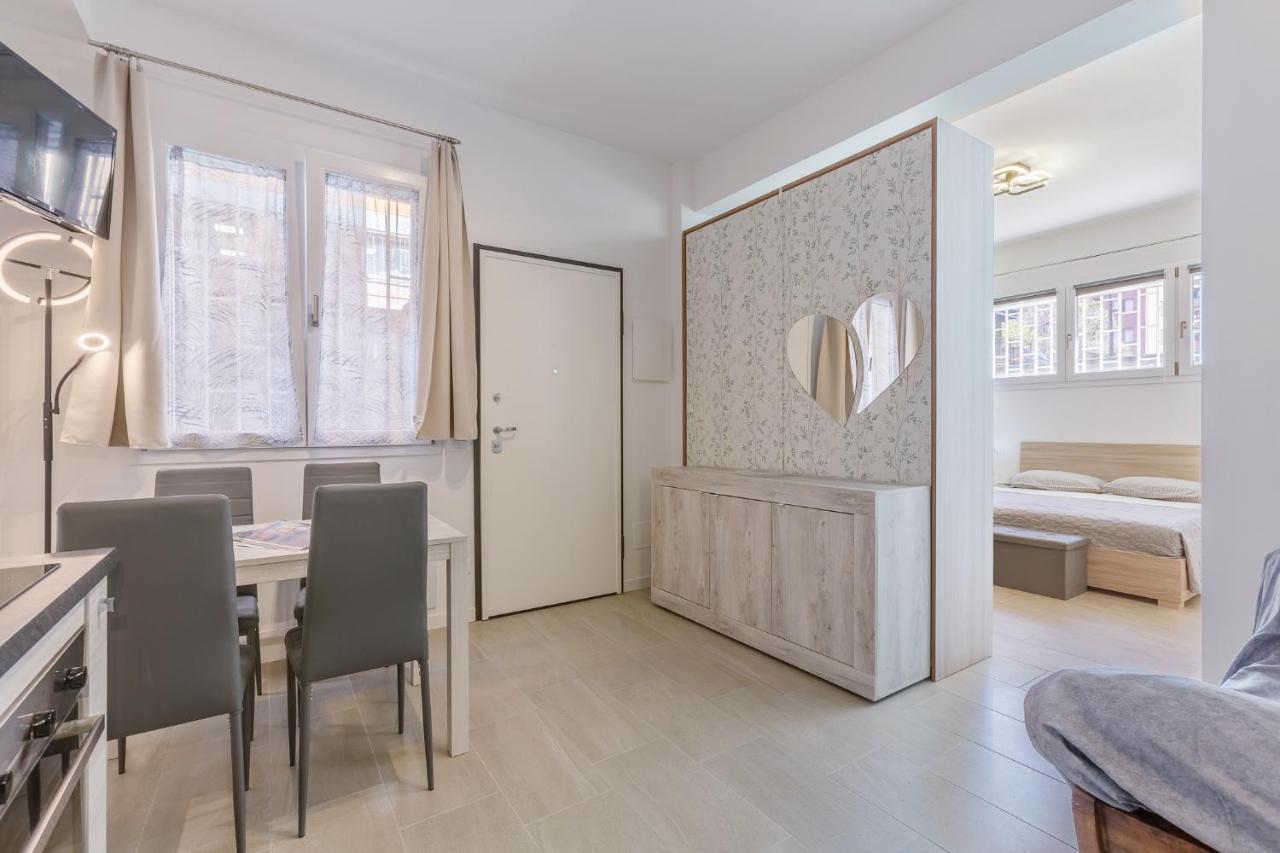 San Donato Fiere Essential Apartment W/Parking Bologna Bagian luar foto