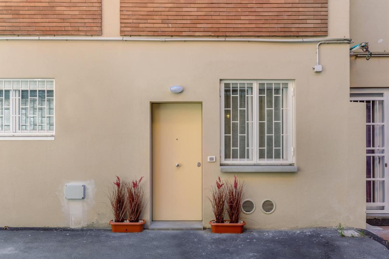 San Donato Fiere Essential Apartment W/Parking Bologna Bagian luar foto